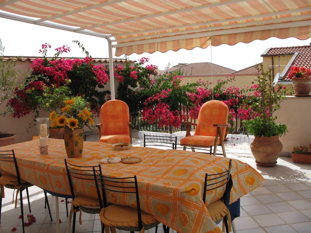 B&B Le Terrazze Capo dʼOrlando Buitenkant foto