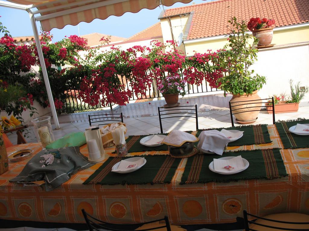 B&B Le Terrazze Capo dʼOrlando Buitenkant foto